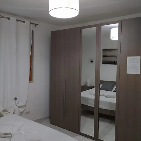 La Casetta Bianca Apartamento Sassari